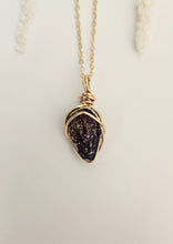 Load image into Gallery viewer, Peacock Ore Wrapped Necklace - Gold 19"