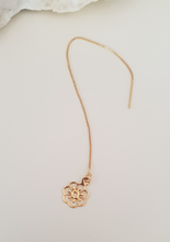 Load image into Gallery viewer, Full Bloom Ear Thread