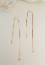 Load image into Gallery viewer, Ear Threads