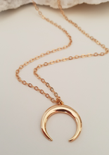 Load image into Gallery viewer, Crescent Choker