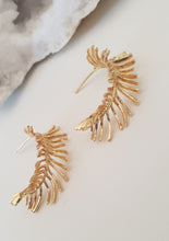 Load image into Gallery viewer, Feather Hoop Earring