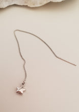 Load image into Gallery viewer, Mini Star Ear Thread