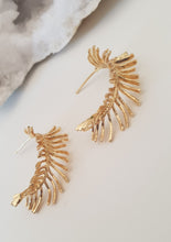 Load image into Gallery viewer, Feather Hoop Earring
